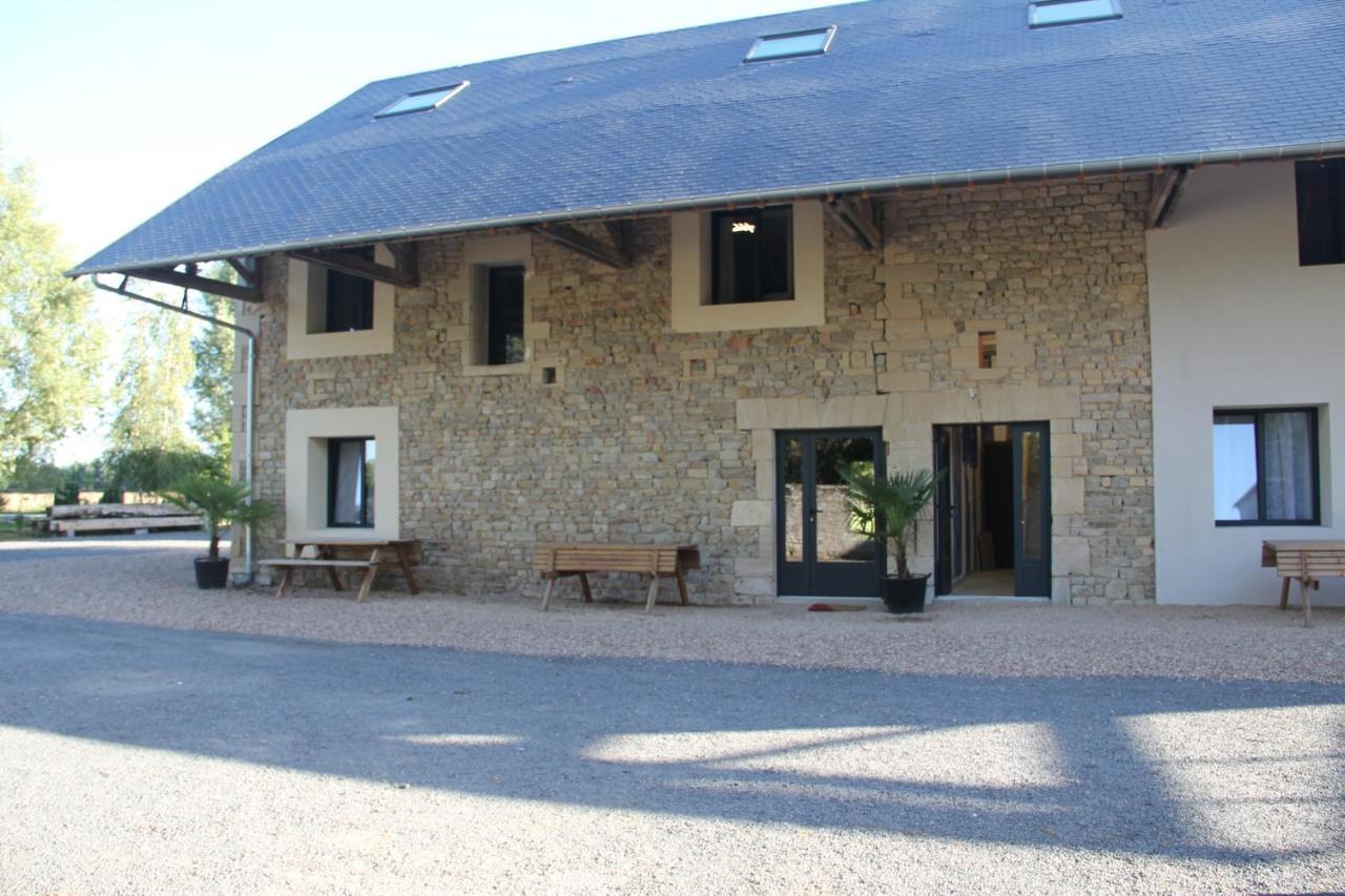 Logis Du Grand Pin Apartment Saint-Martin-des-Entrées Exterior photo